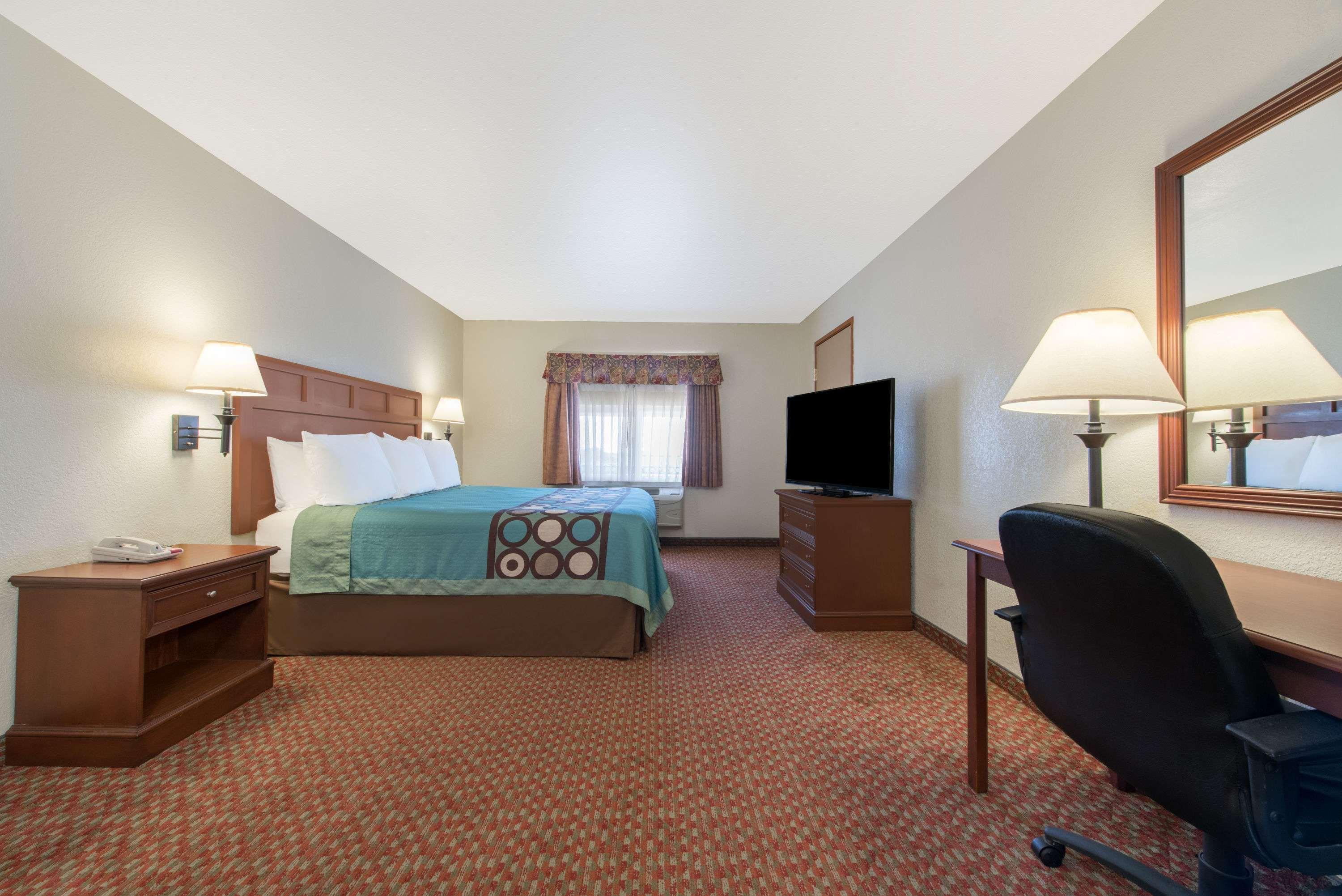Super 8 By Wyndham Abilene South Hotel Екстериор снимка