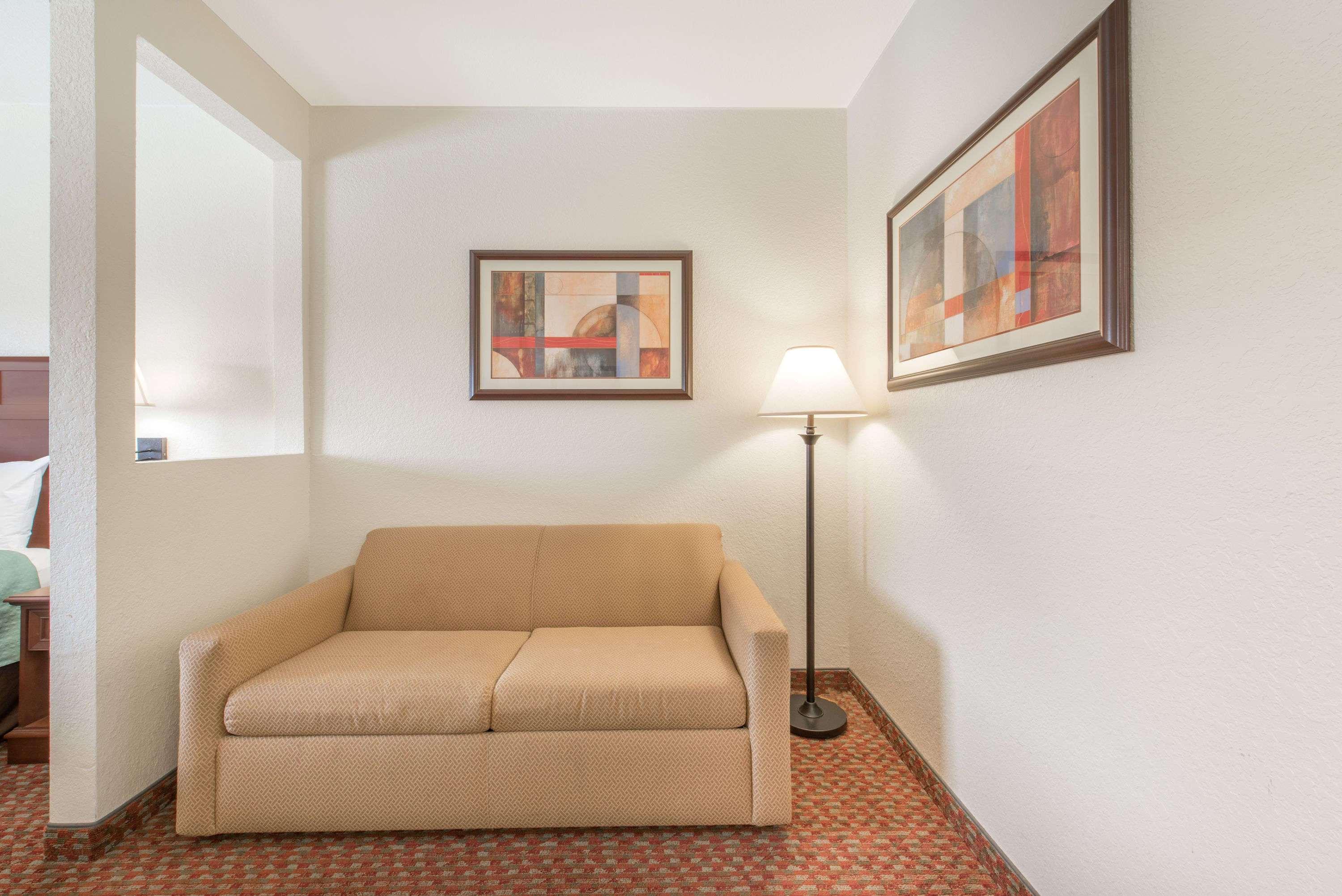 Super 8 By Wyndham Abilene South Hotel Екстериор снимка